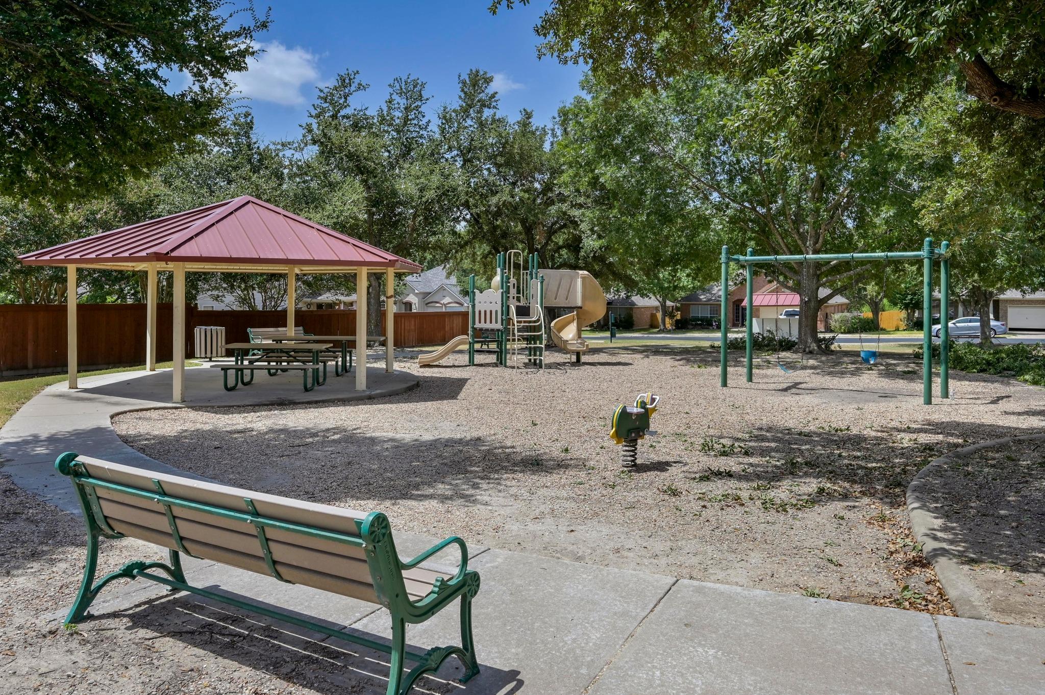 2817 Dusty Chisolm Trl Property Photo 36