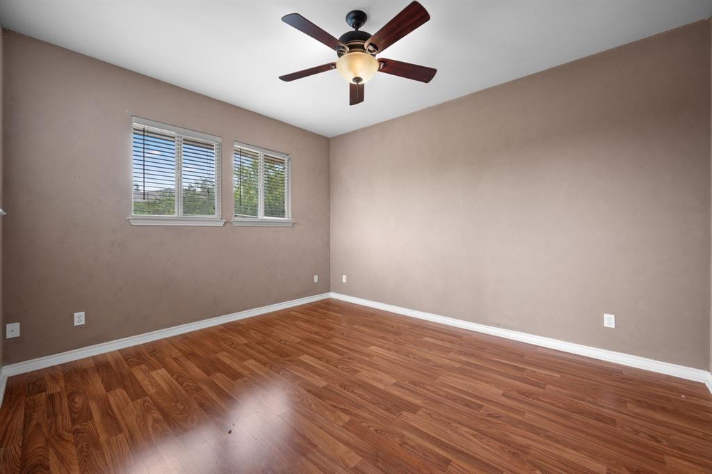 5306 Beacon Dr #d Property Photo 9
