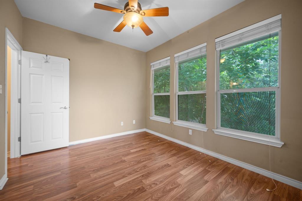 5306 Beacon Dr #d Property Photo 13