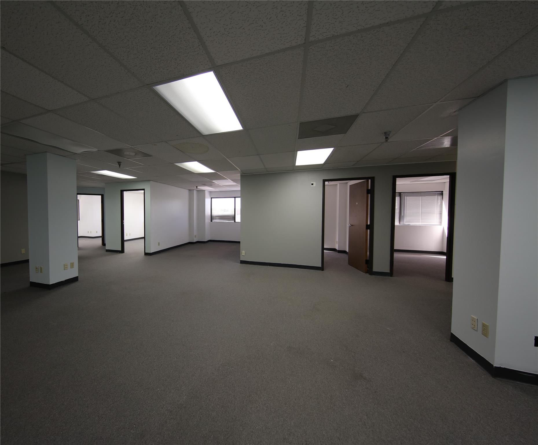 9800 N Lamar Blvd #305 Property Photo 2