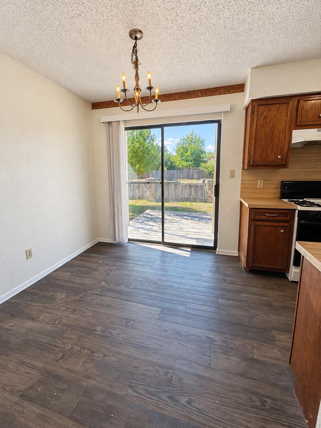 3515 Rollingway Cv #b Property Photo 4
