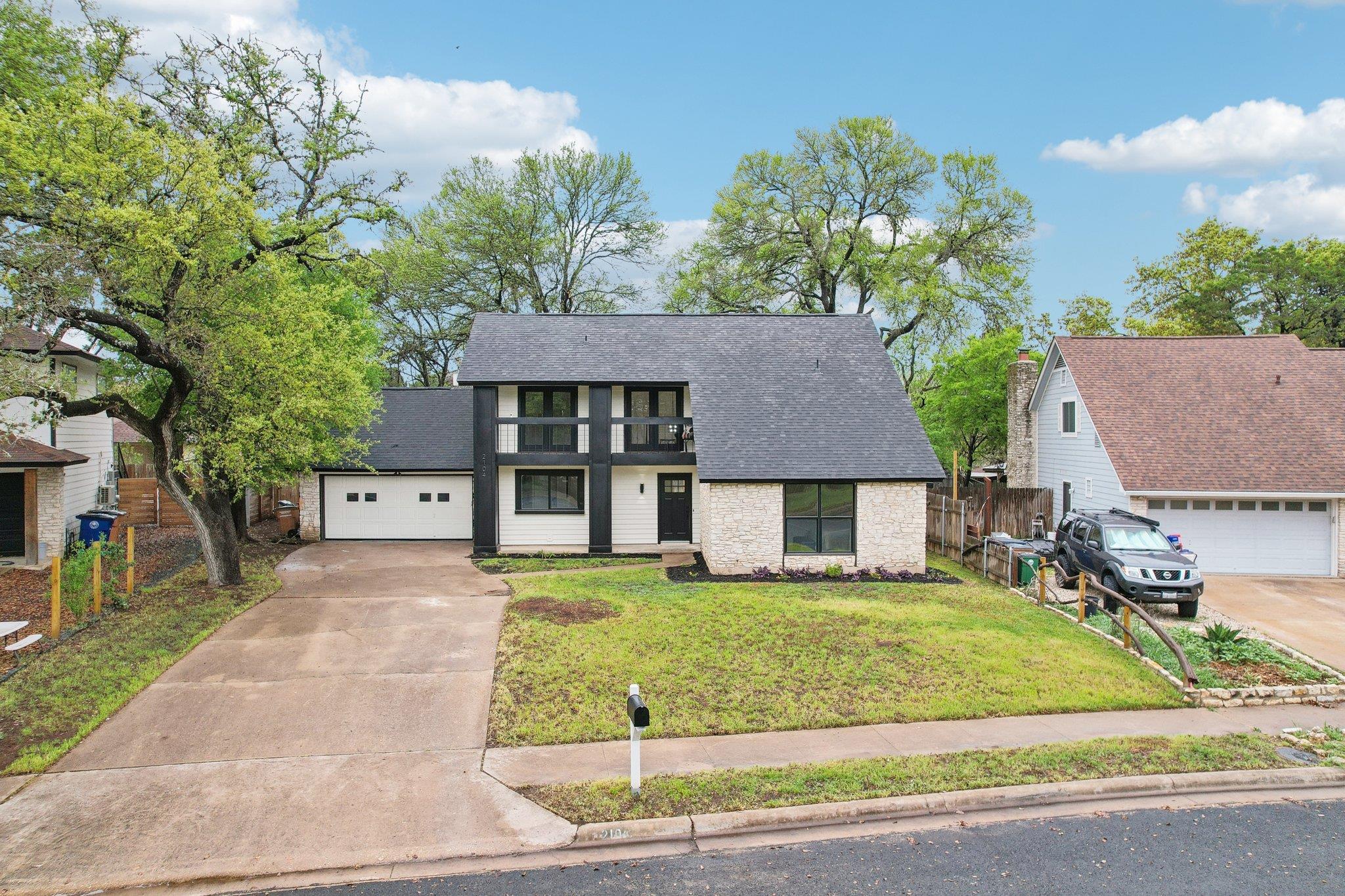 2104 Malvern Hill Dr Property Photo 1