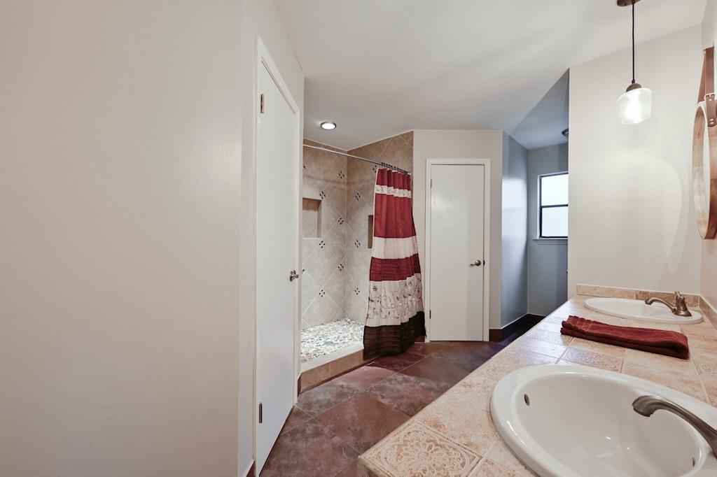 9906 Willers Way Property Photo 14