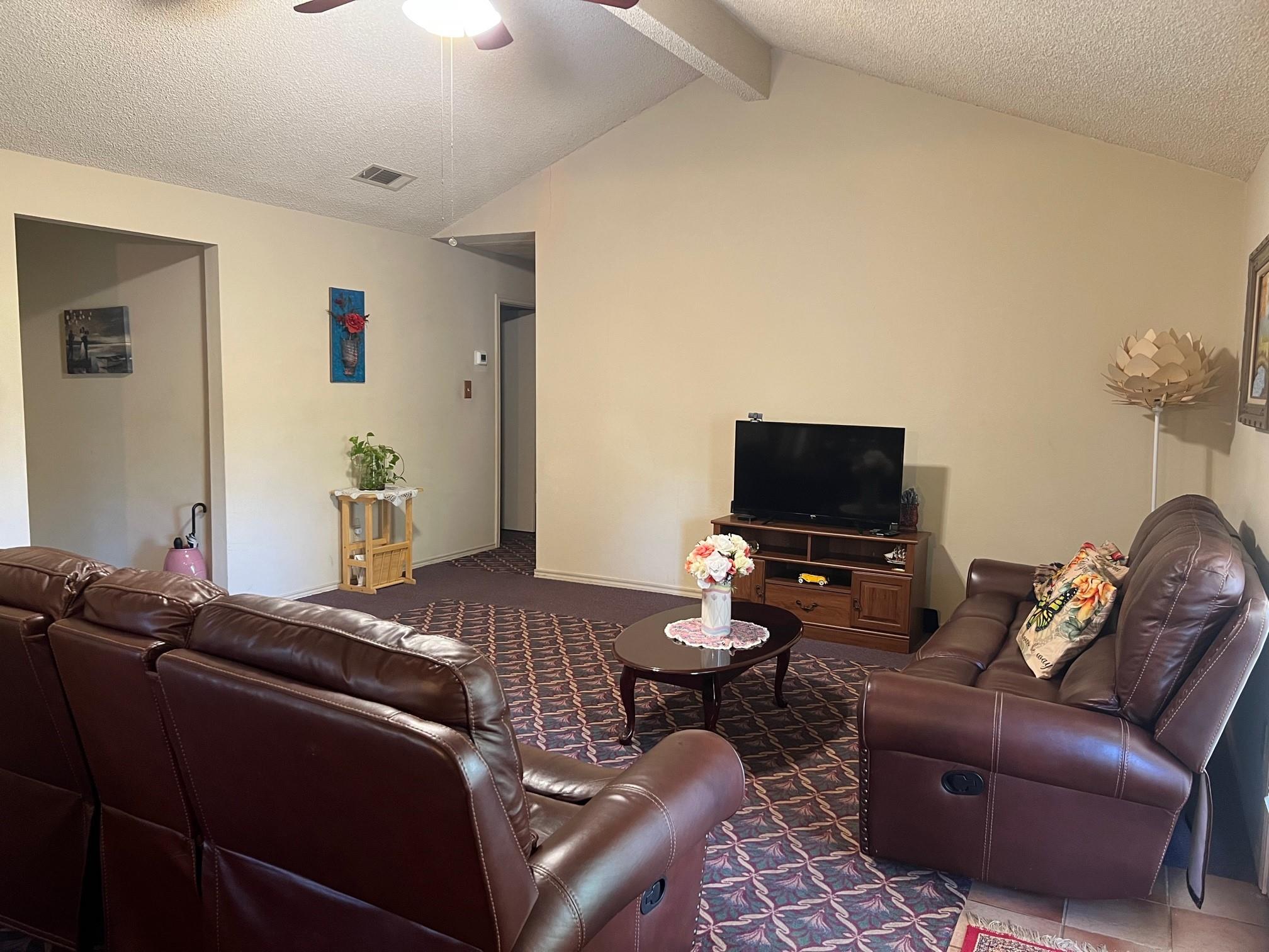 217 Green Pasture Dr Property Photo 4