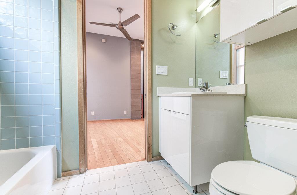 515 El Paso St #b Property Photo 25