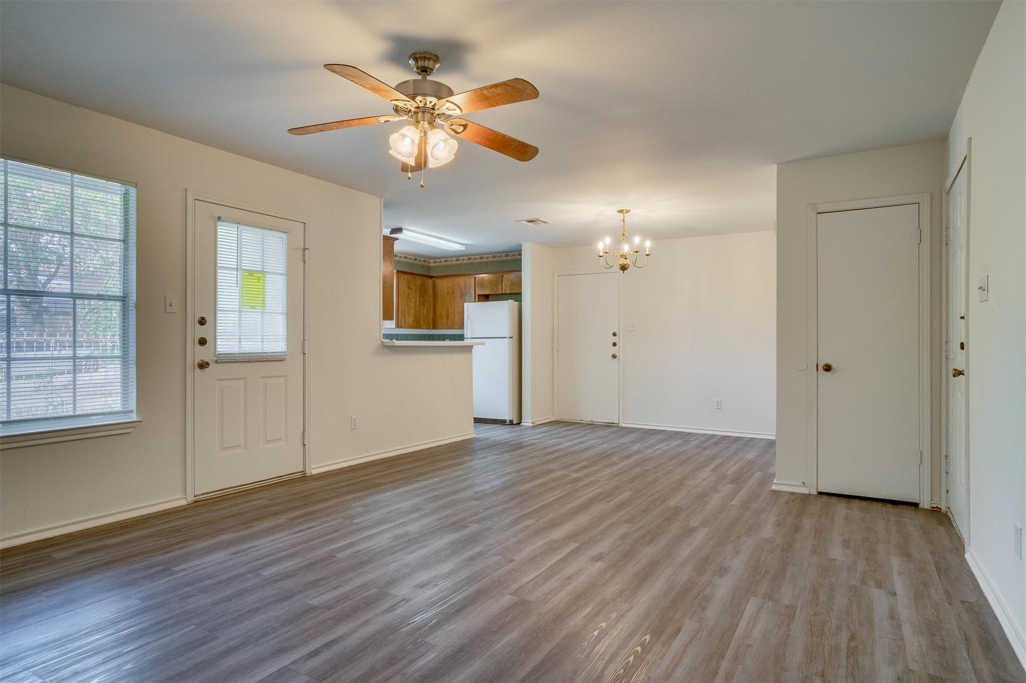 1720 Rawhide Loop Property Photo 4