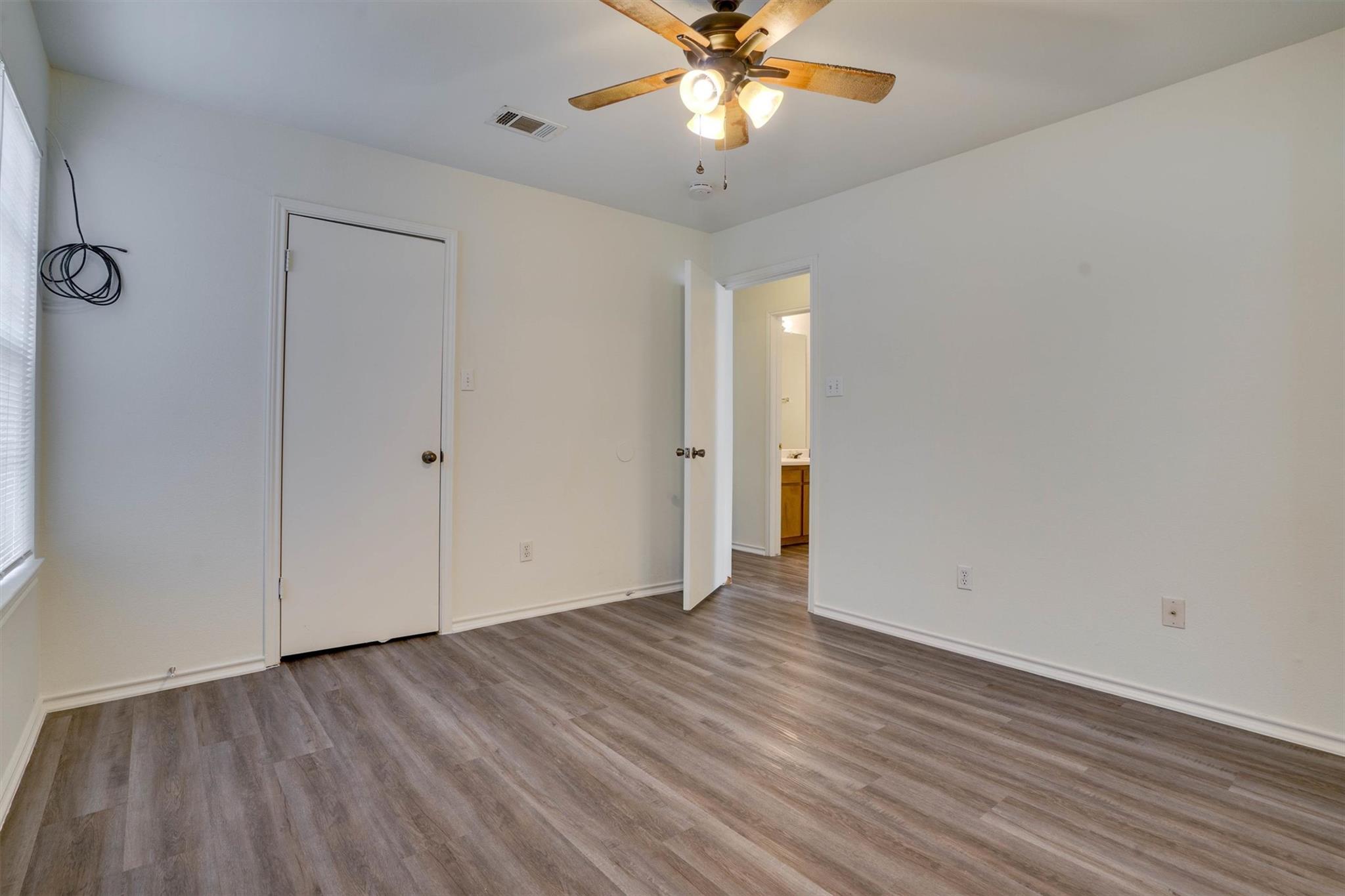 1720 Rawhide Loop Property Photo 14