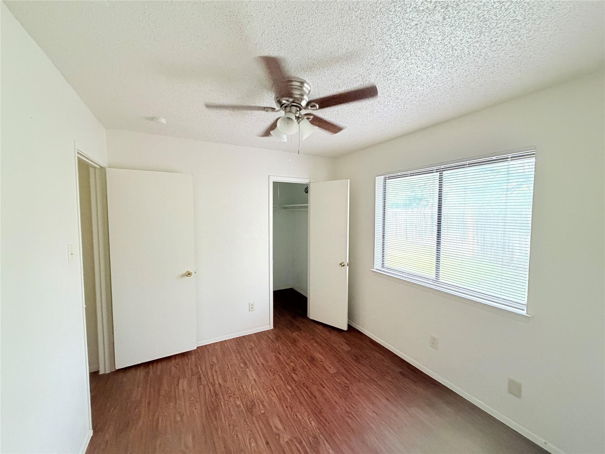 10904 Meadgreen Ct Property Photo 29