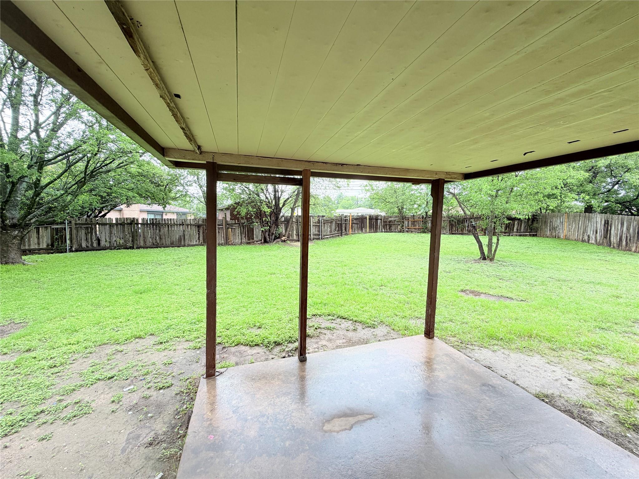 10904 Meadgreen Ct Property Photo 31