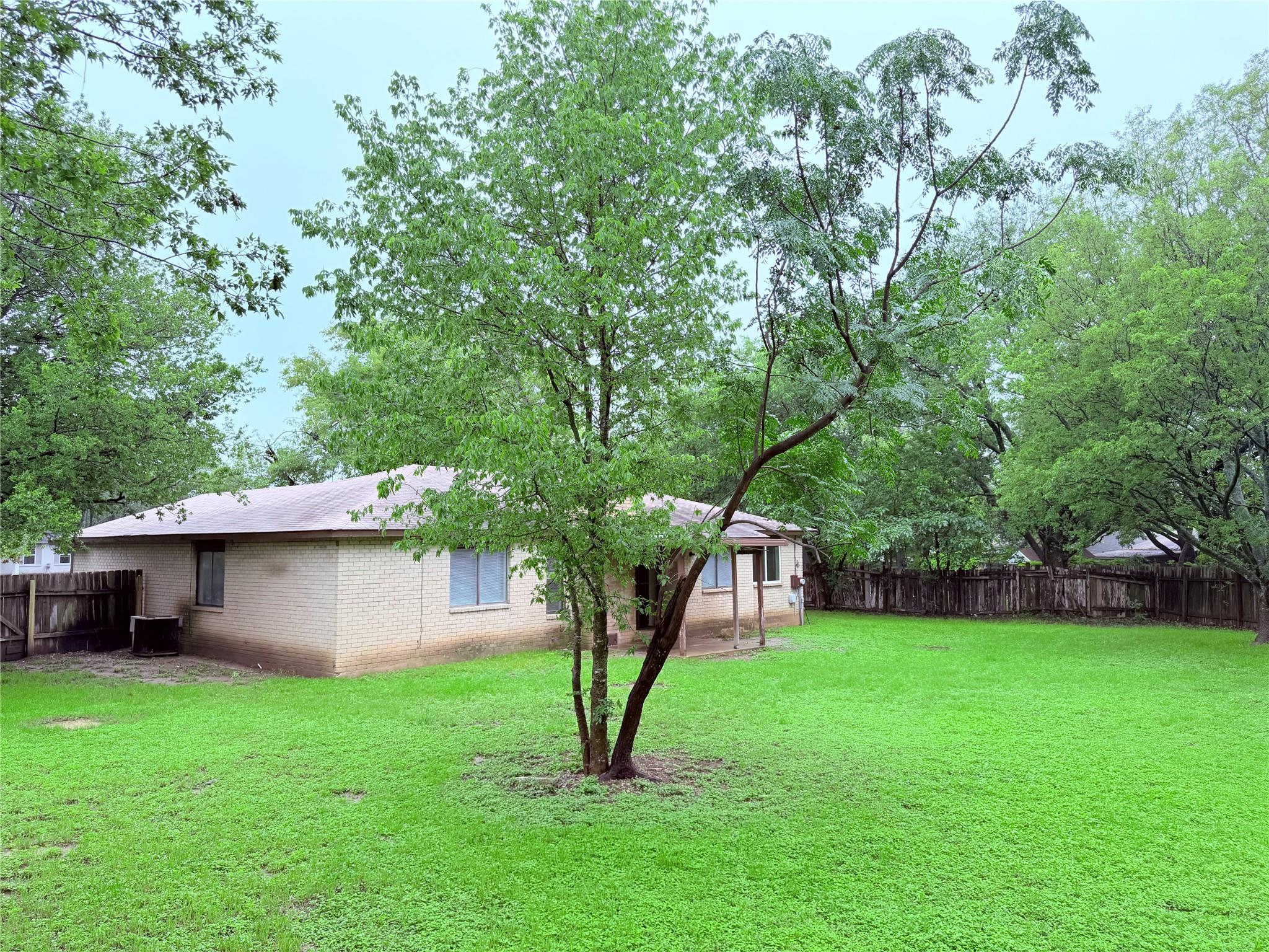10904 Meadgreen Ct Property Photo 34