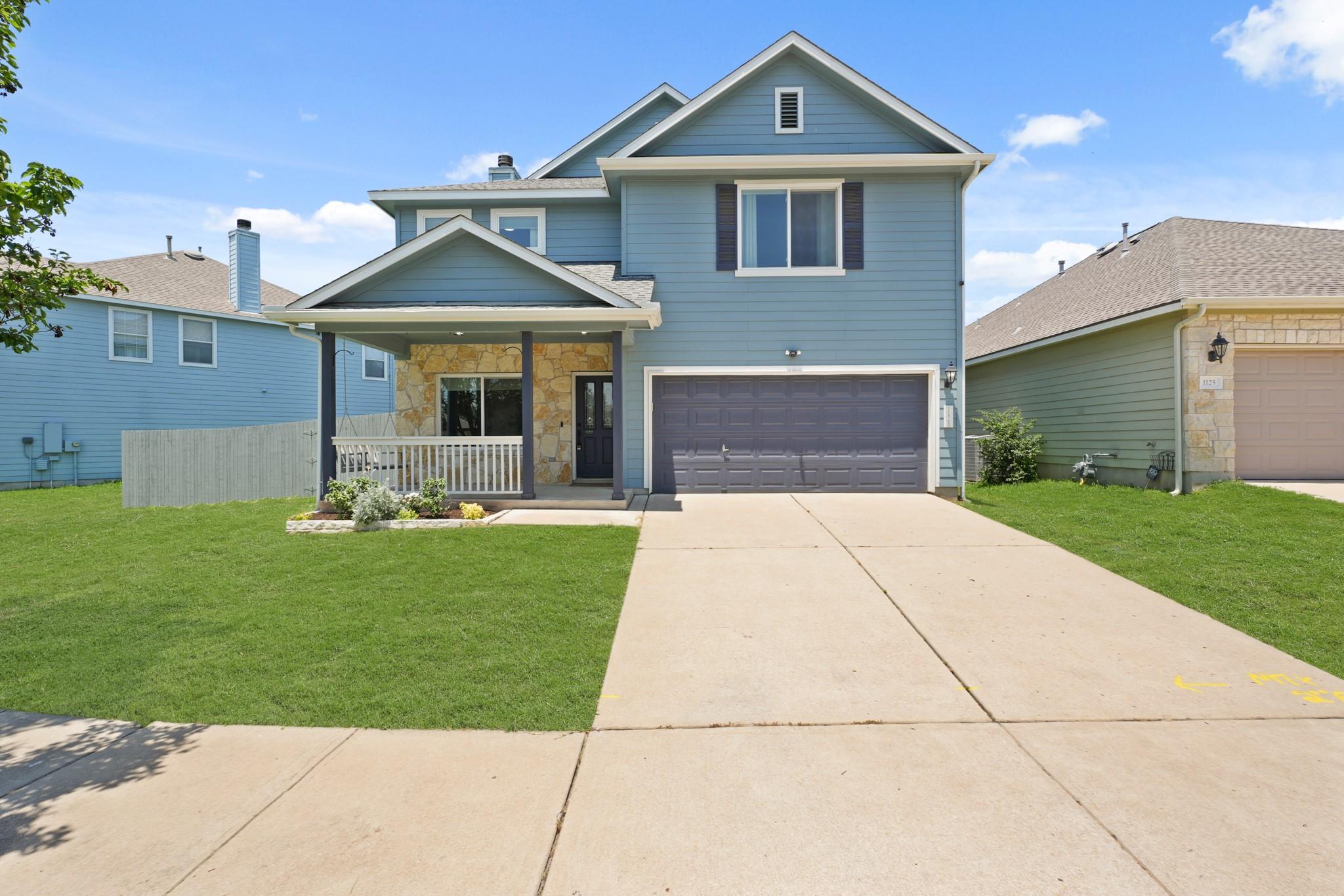 1121 Boxwood LOOP Property Photo 1