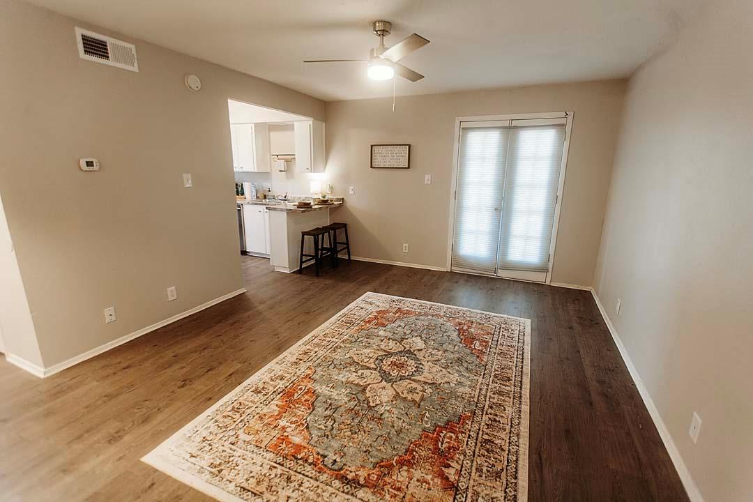 3712 Manchaca Rd #7 Property Photo 2