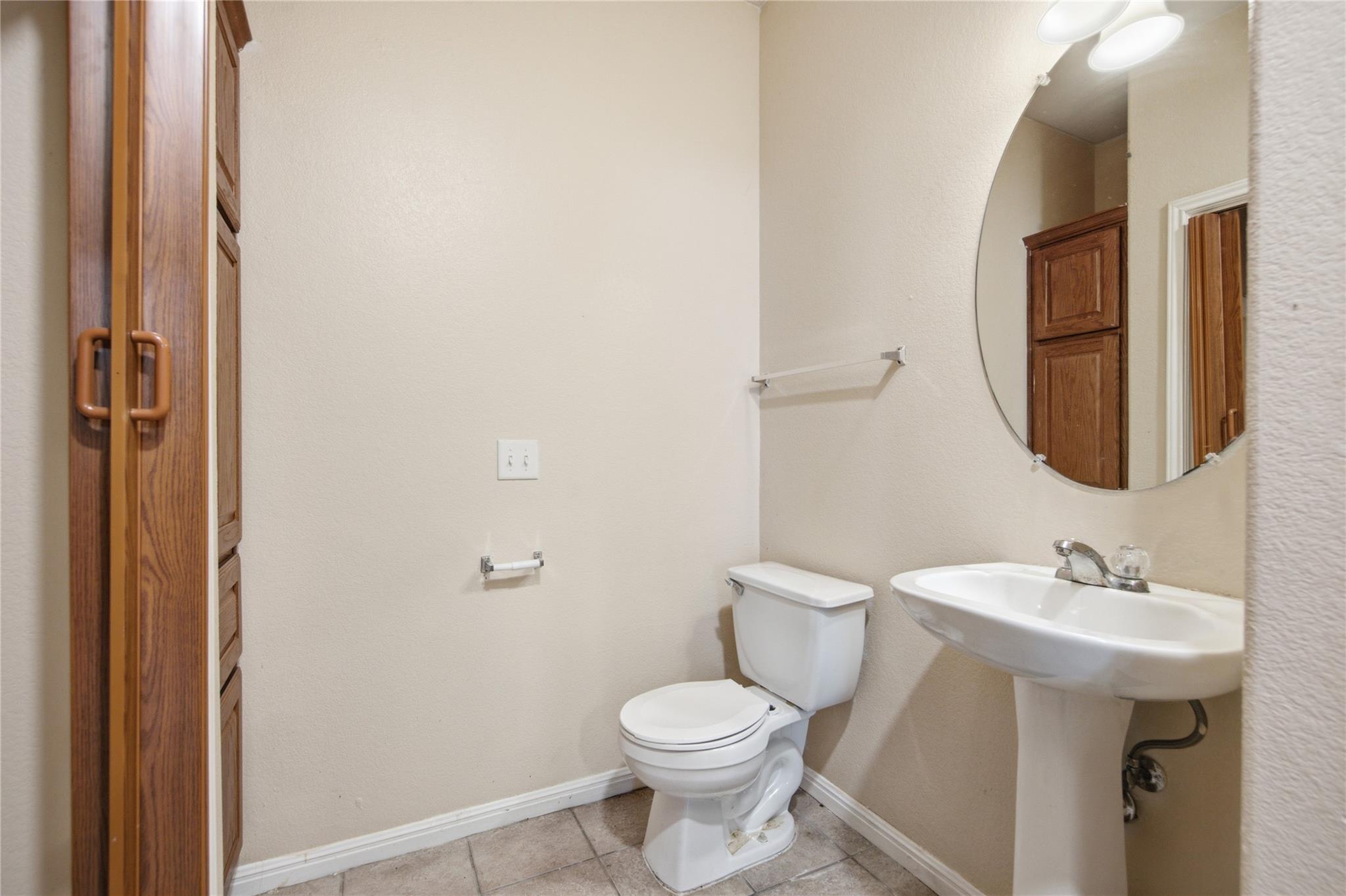 7502 Lazy Creek Dr Property Photo 15