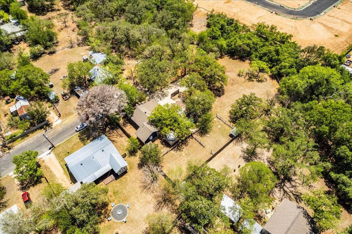 506 Shaw Ave Property Photo 33