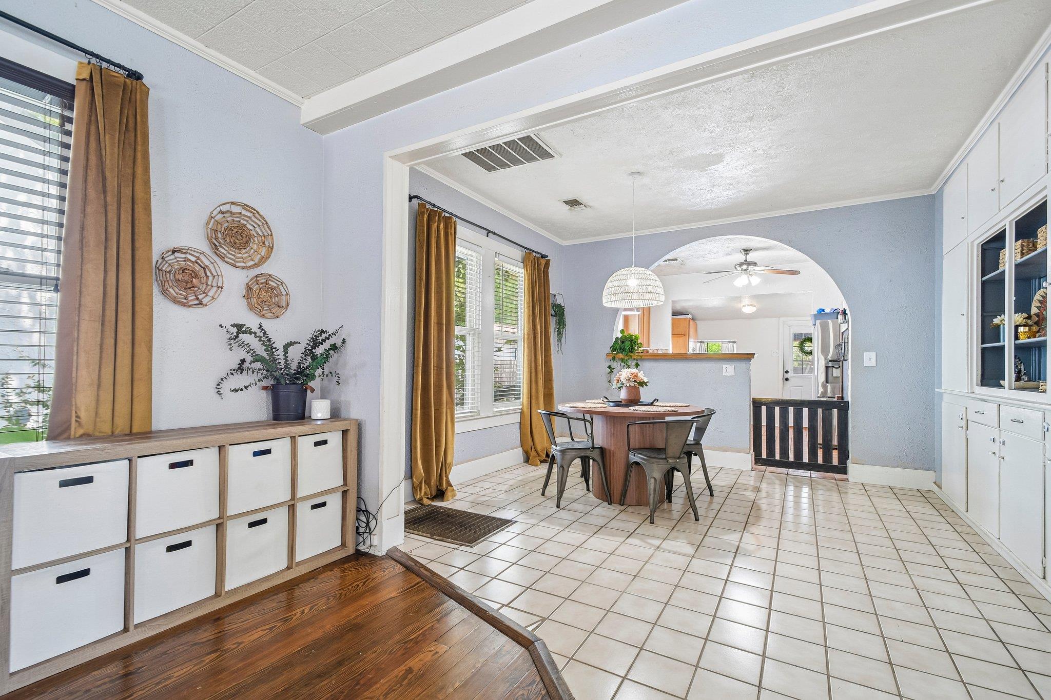 802 Hudgins St Property Photo 4