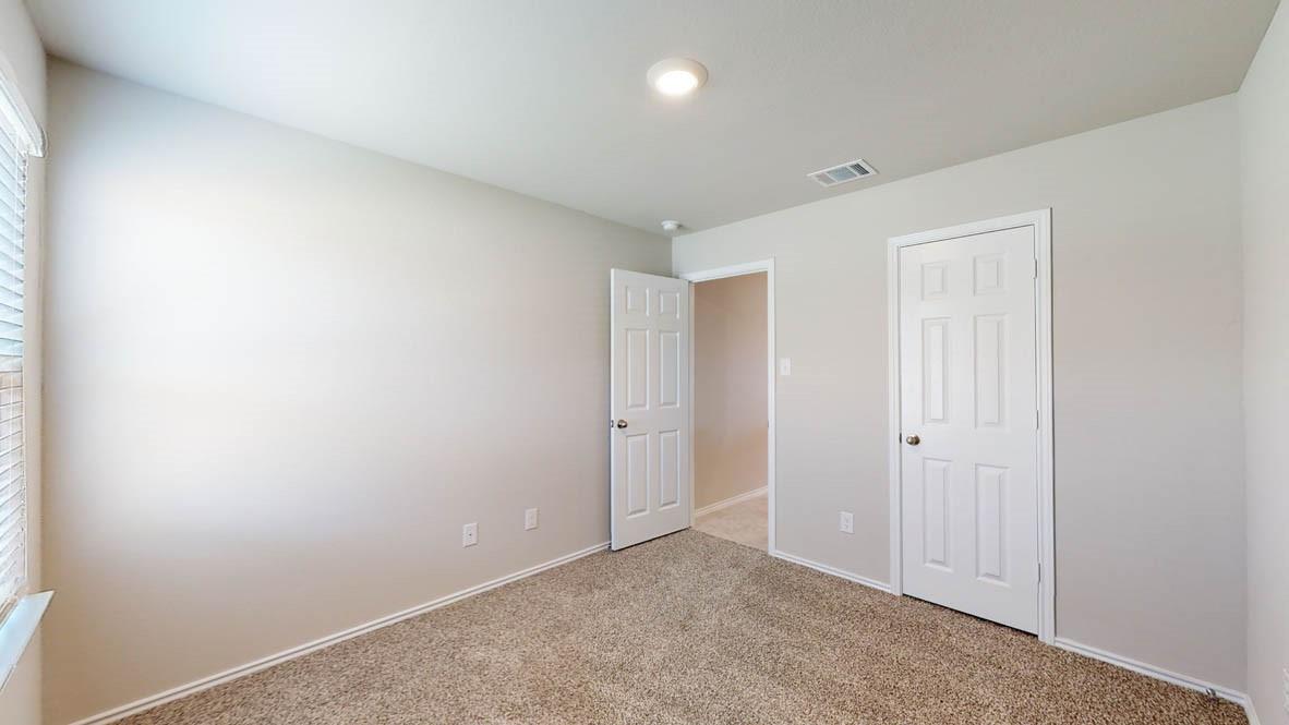 1412 Iron Horse Dr Property Photo 11