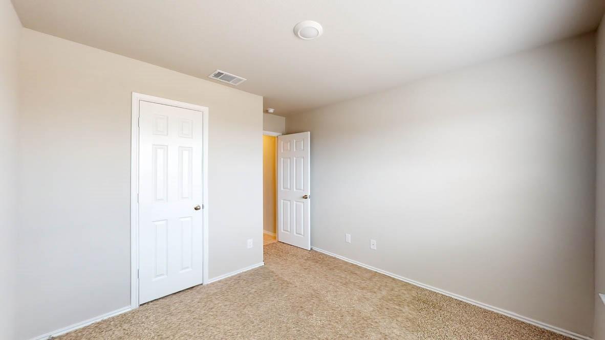 1412 Iron Horse Dr Property Photo 12