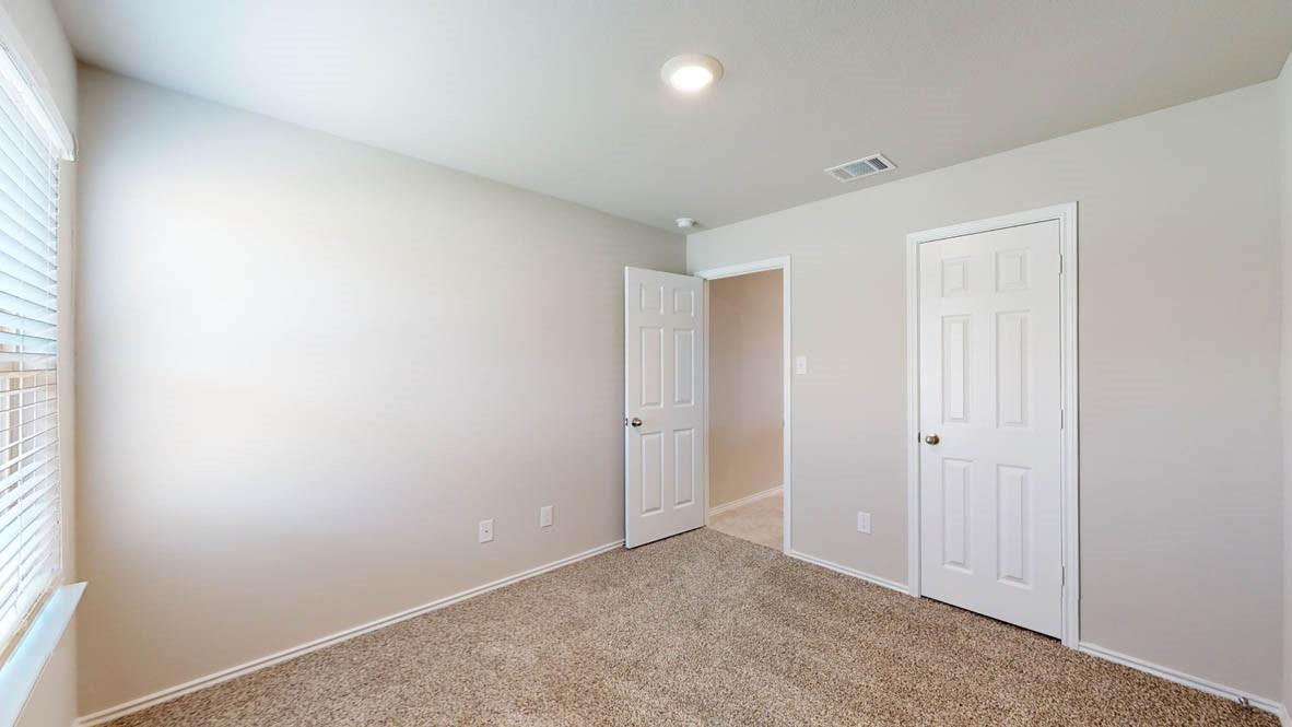 1412 Iron Horse Dr Property Photo 13