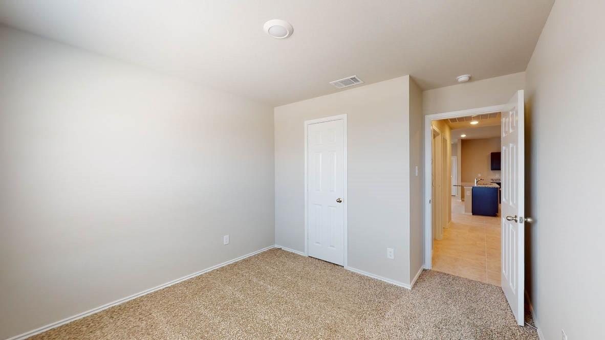 1412 Iron Horse Dr Property Photo 18