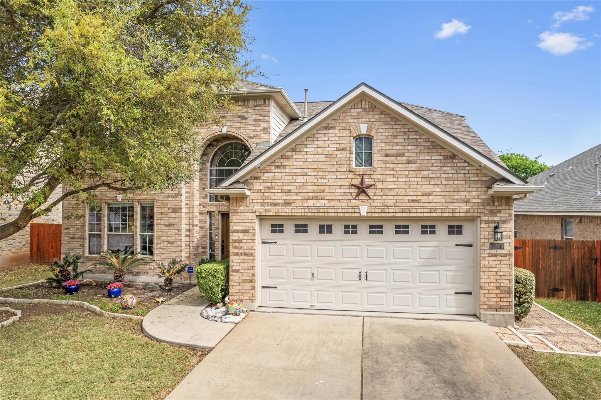 3716 Pine Needle Cir Property Photo 1