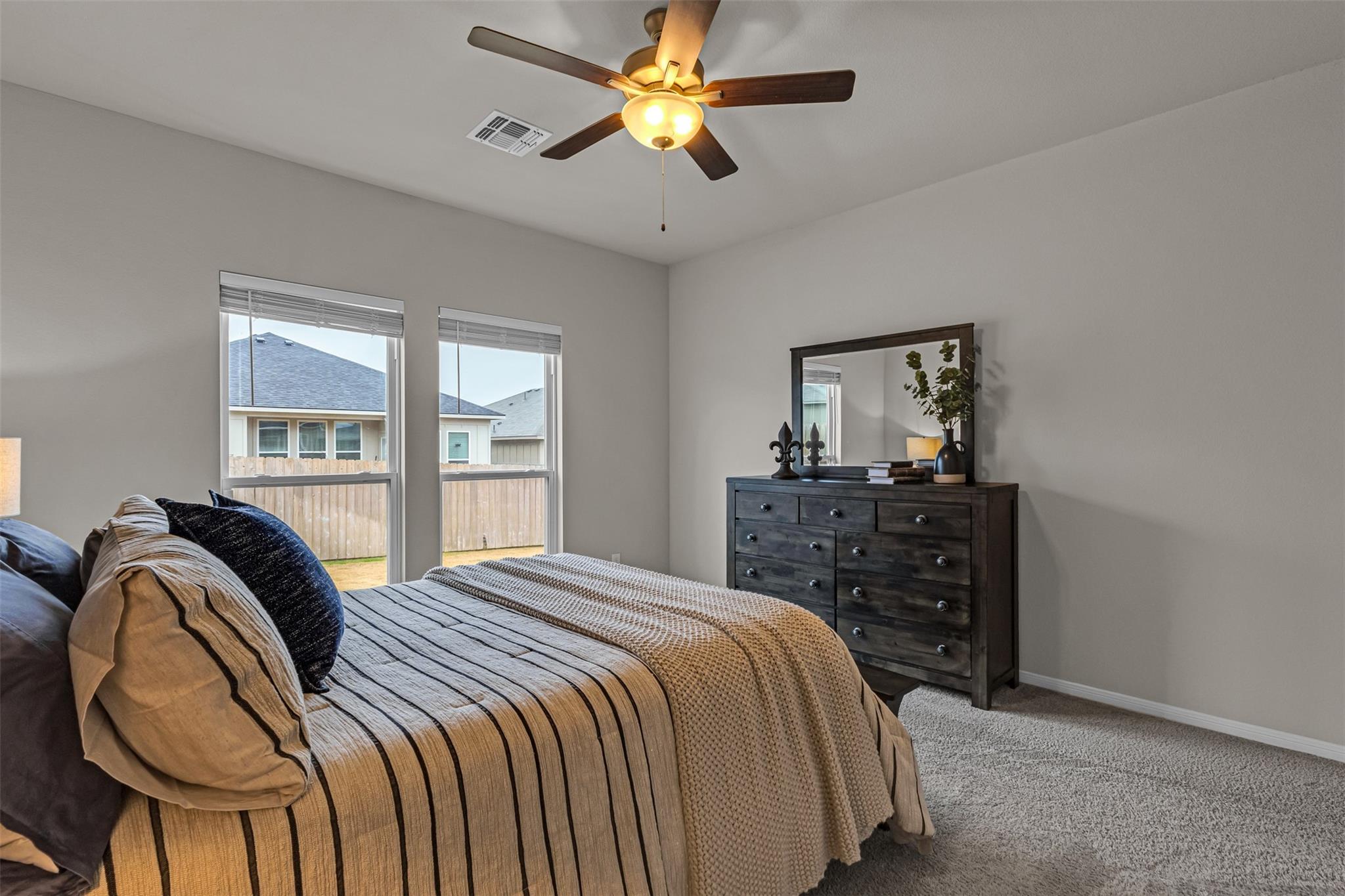 2221 Clove Ct Property Photo 15