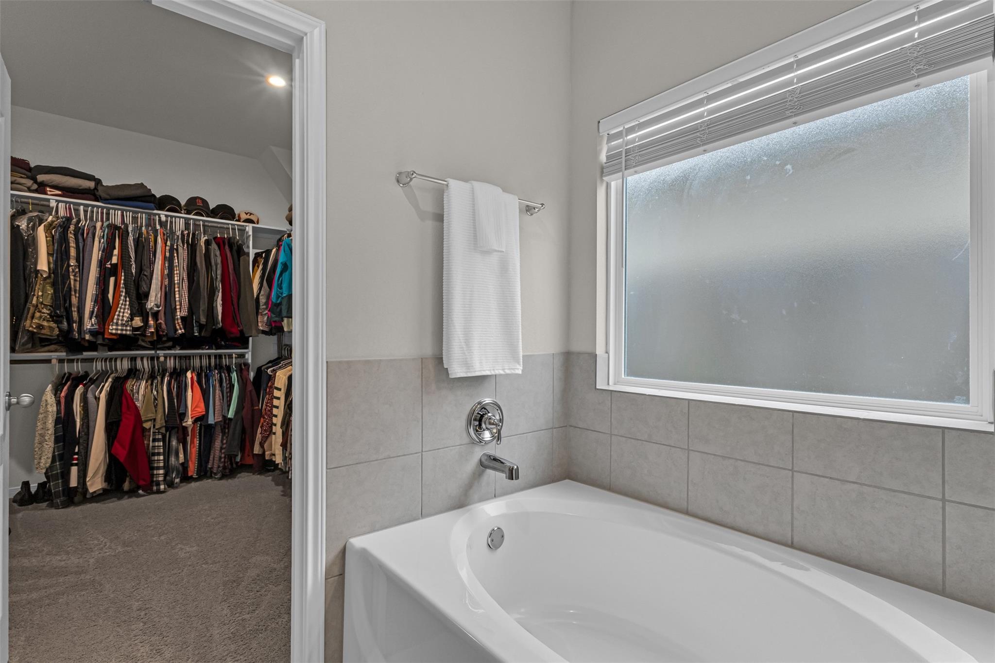 2221 Clove Ct Property Photo 20