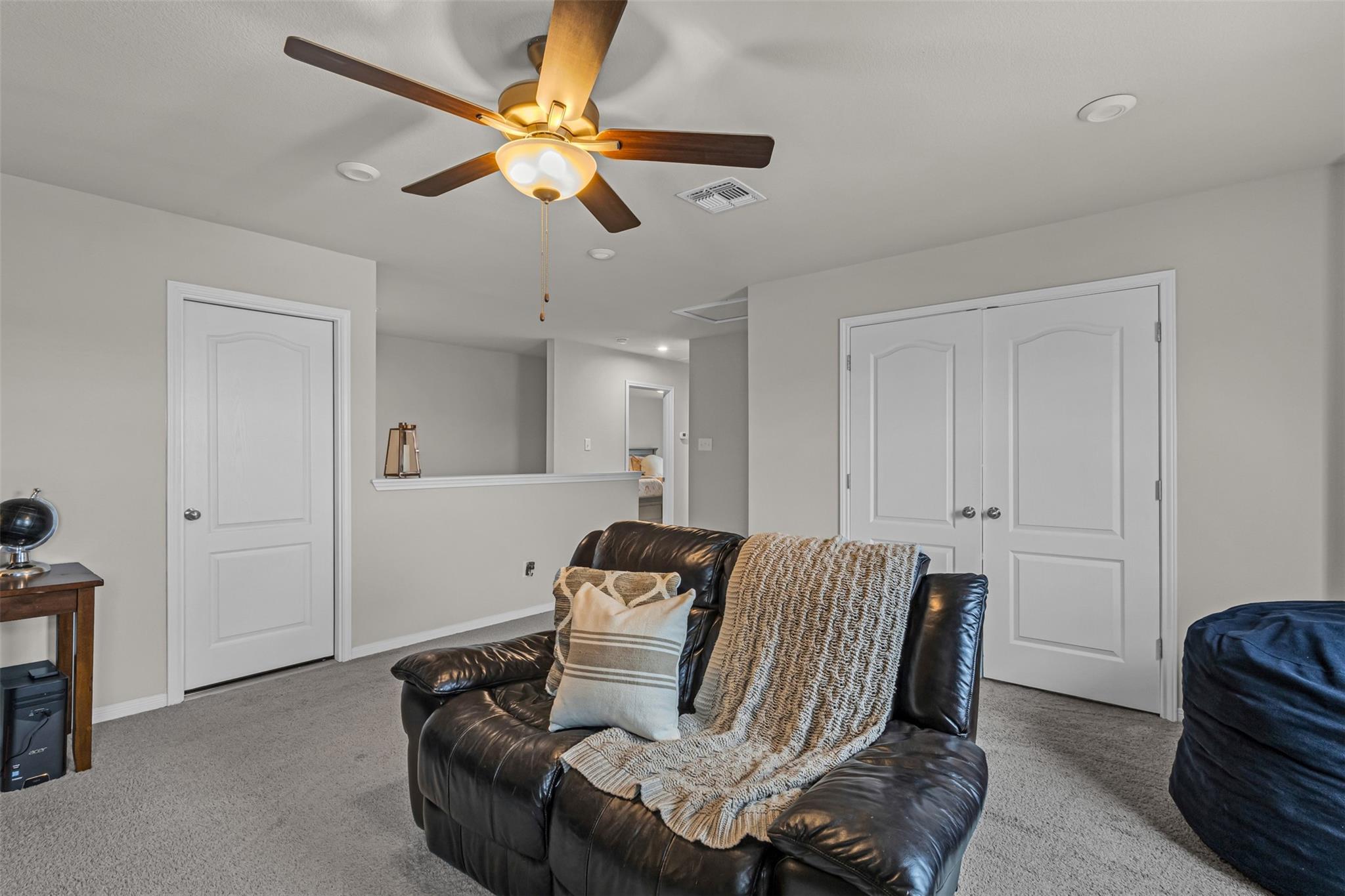 2221 Clove Ct Property Photo 27