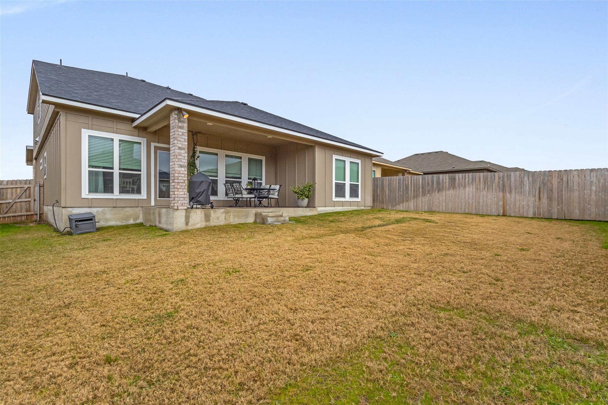 2221 Clove Ct Property Photo 34