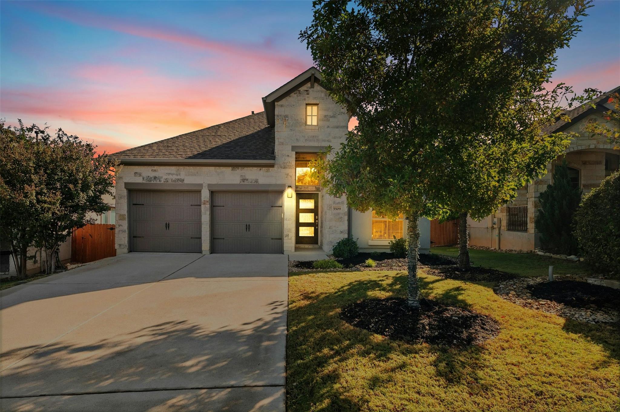 5509 Traviston Ct Property Photo
