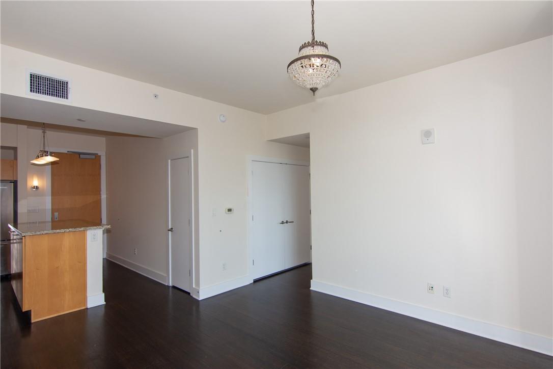 603 Davis St #1005 Property Photo 7