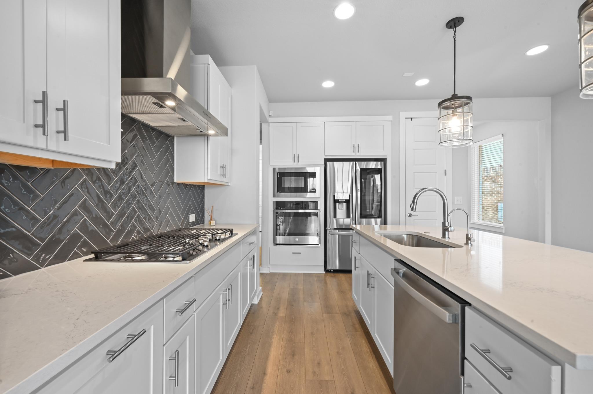 13101 Brave Tenderfoot Trl Property Photo 8