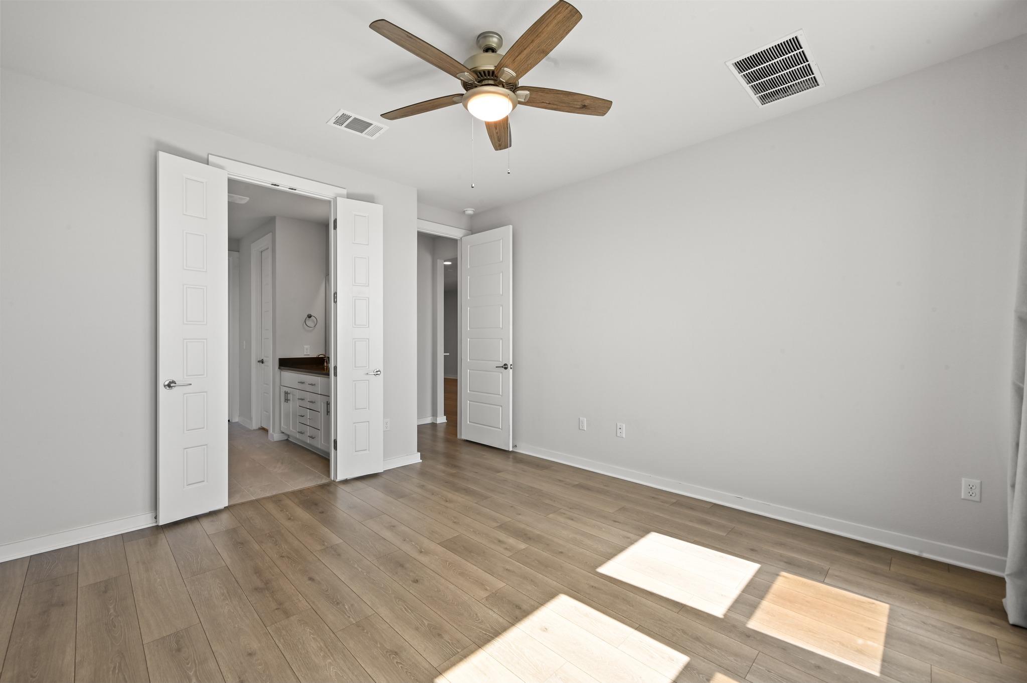 13101 Brave Tenderfoot Trl Property Photo 14