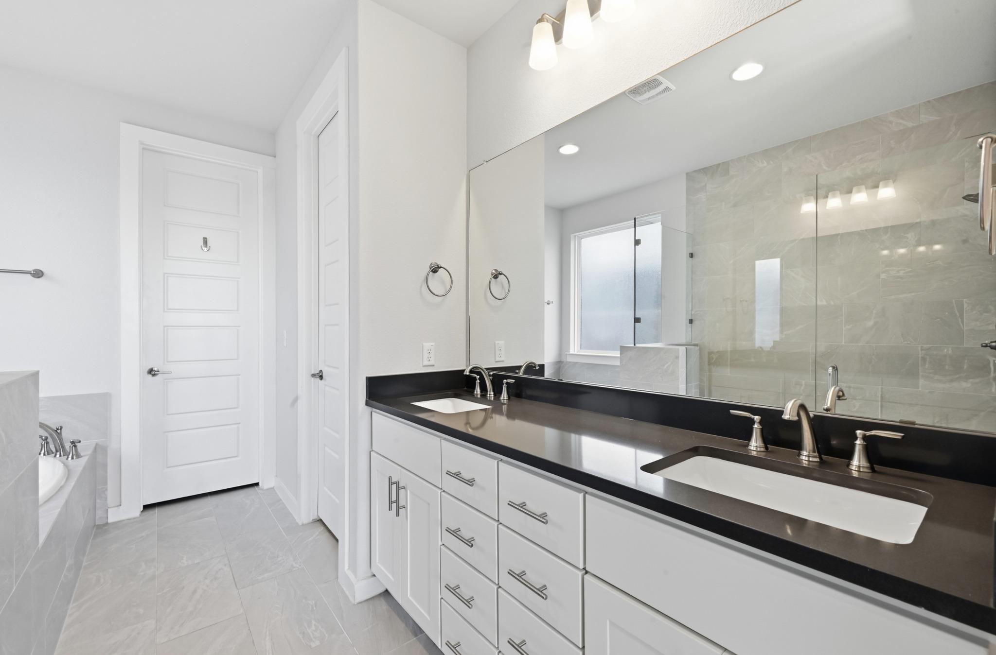 13101 Brave Tenderfoot Trl Property Photo 15