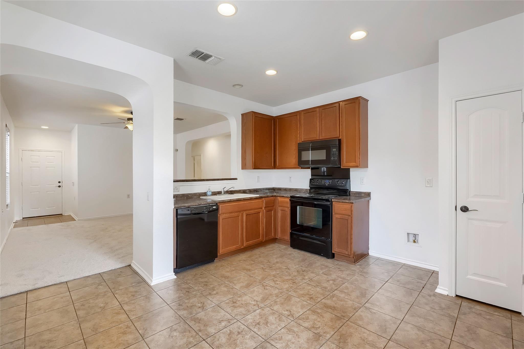 8921 Stambourne St Property Photo 15