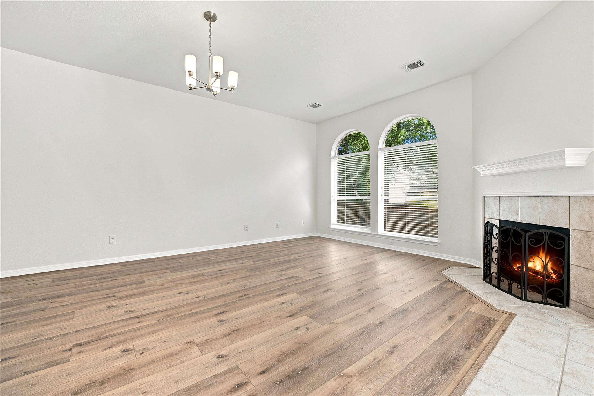 12521 Canyon Glen Dr Property Photo 8