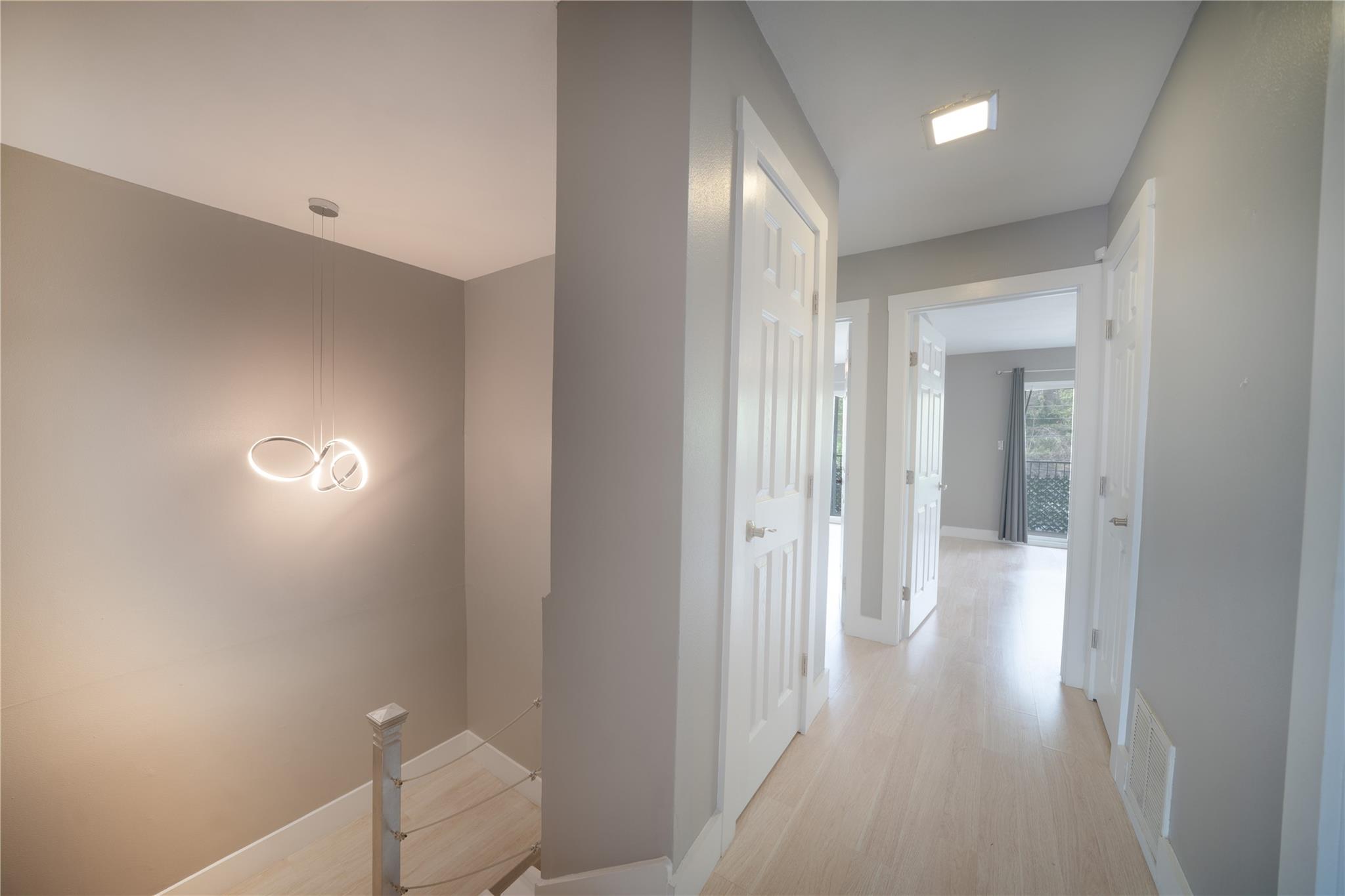 500 E Riverside Dr 242 Property Photo 18