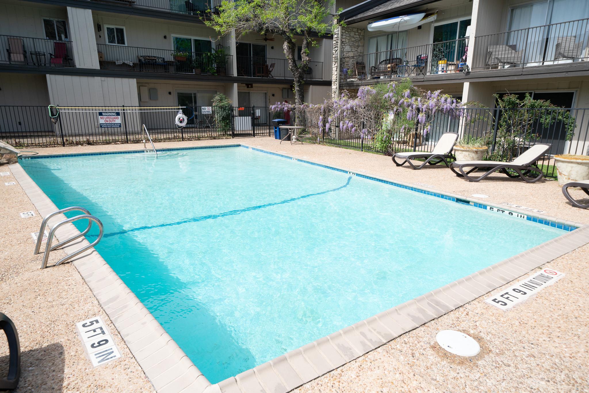 500 E Riverside Dr 242 Property Photo 36