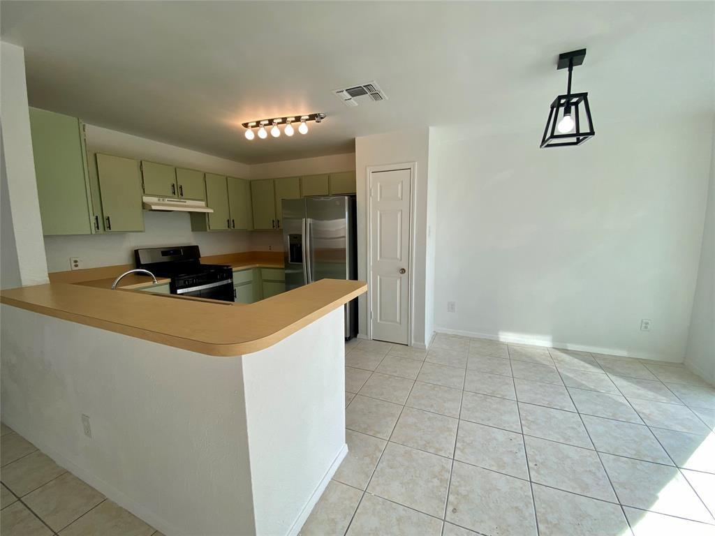 12318 Marogot Run Property Photo 5