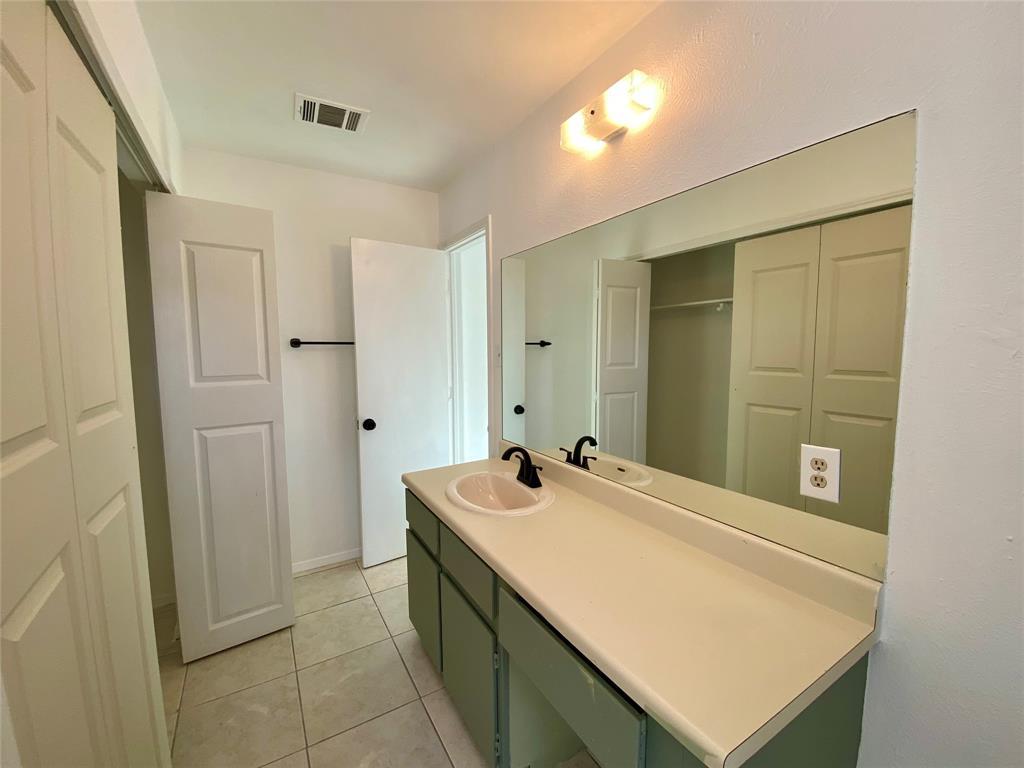 12318 Marogot Run Property Photo 12