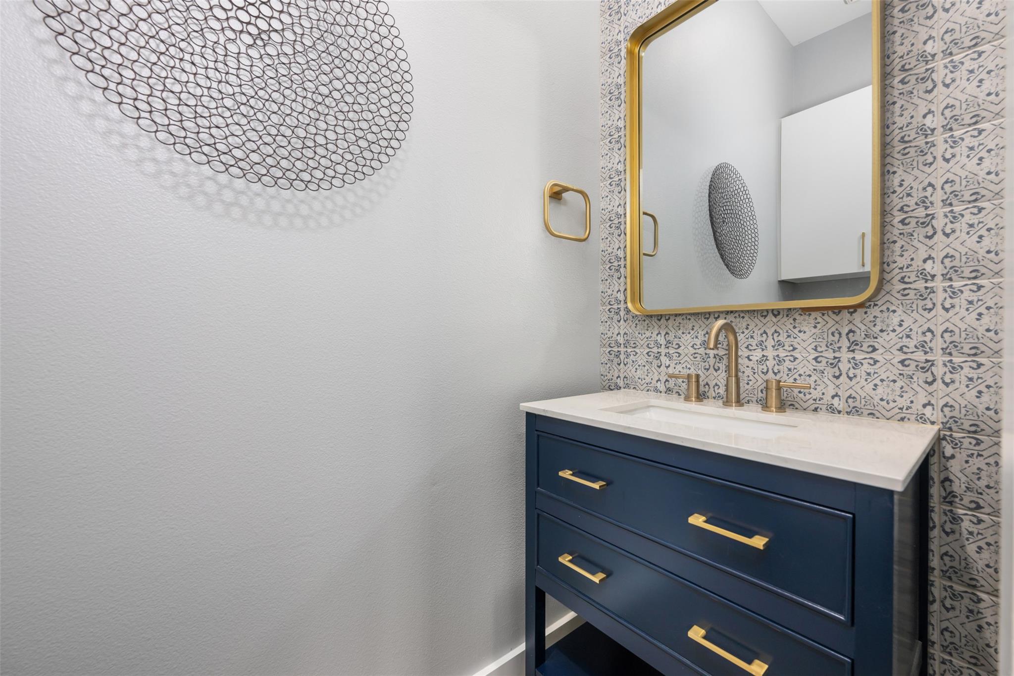 1209 Kinney Ave #d Property Photo 20