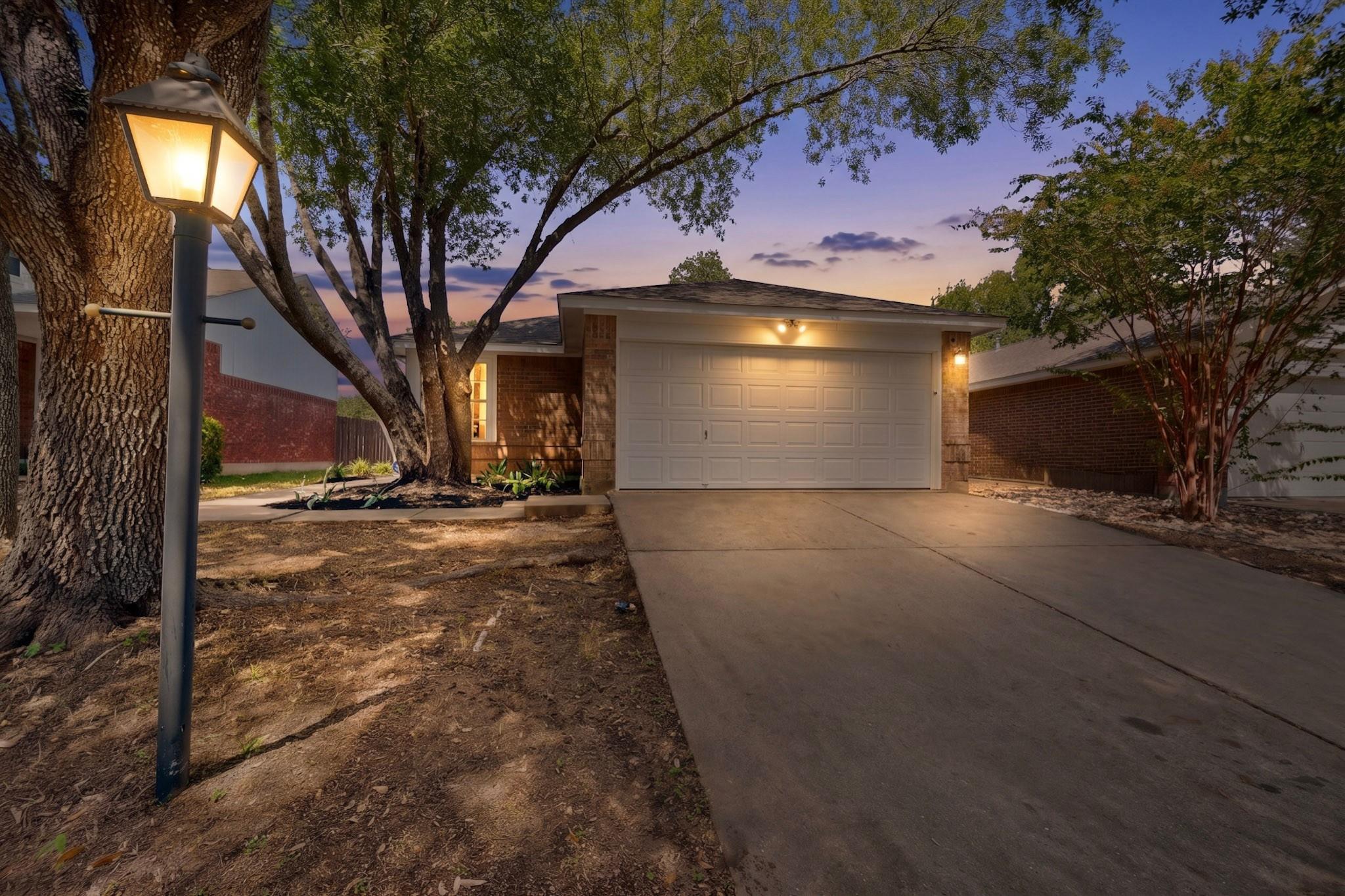 1825 Friars Tale Ln Property Photo