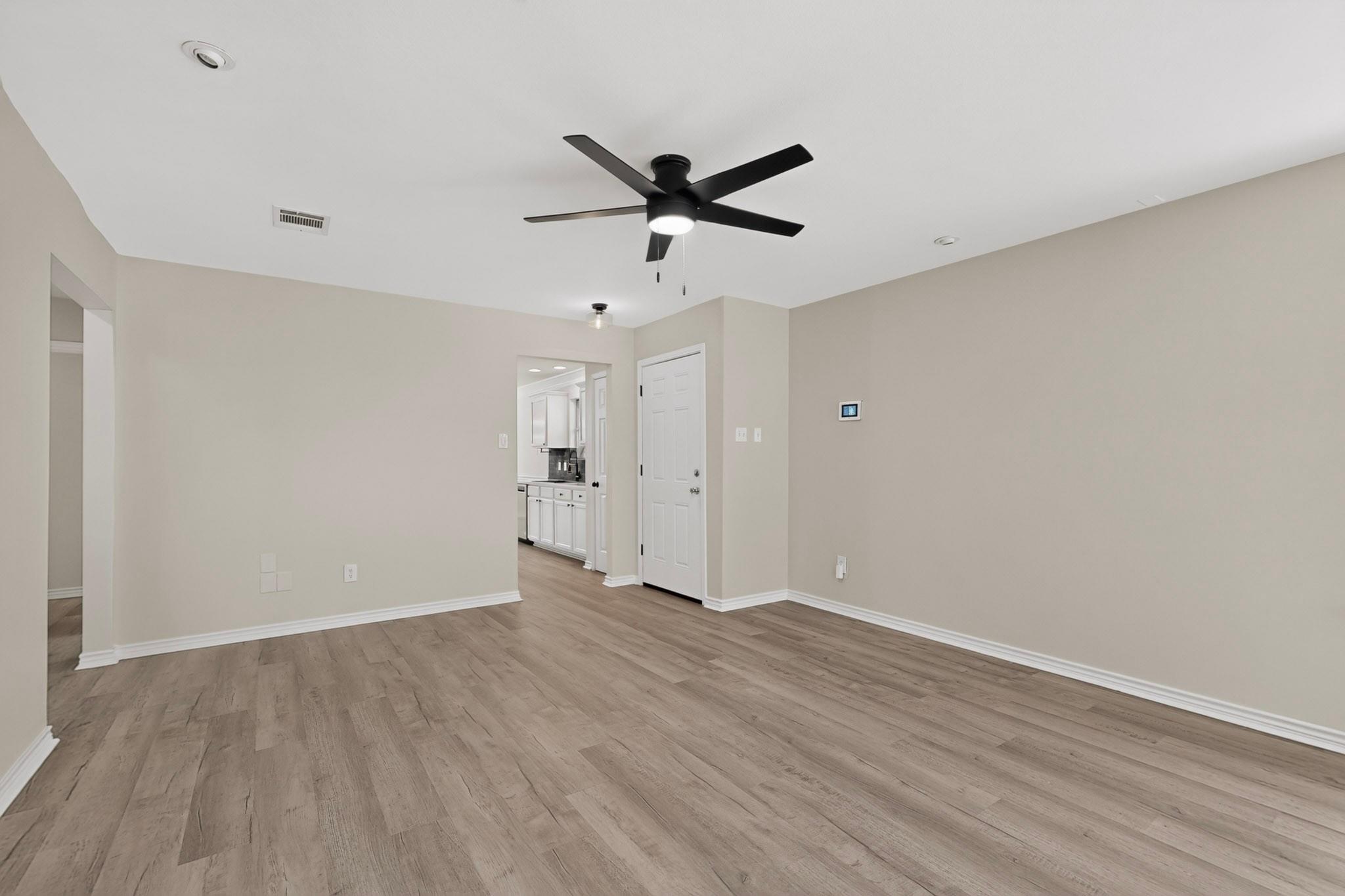 1825 Friars Tale Ln Property Photo 13