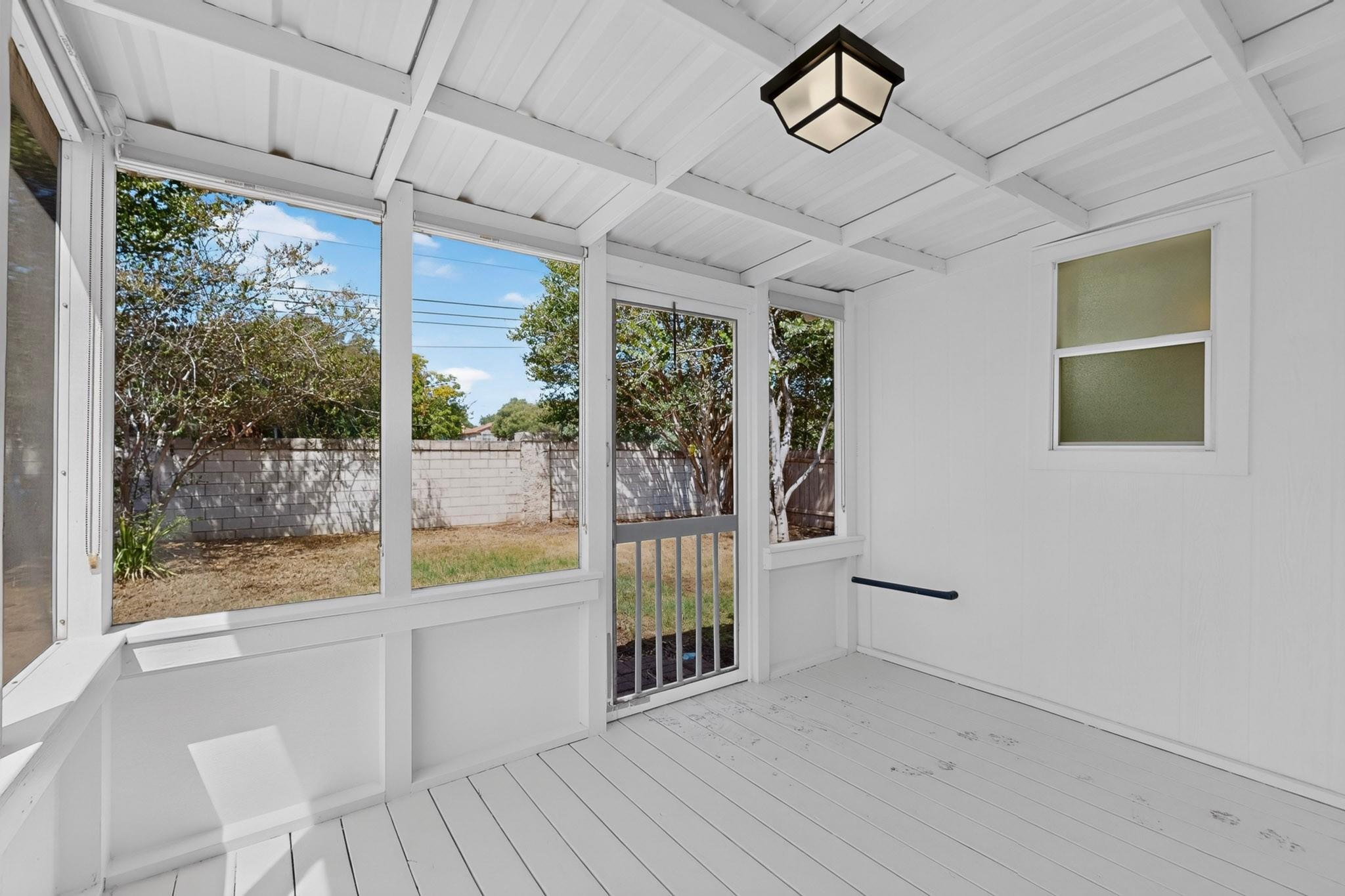 1825 Friars Tale Ln Property Photo 33