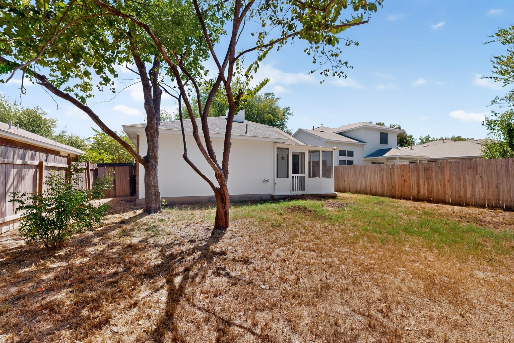 1825 Friars Tale Ln Property Photo 34