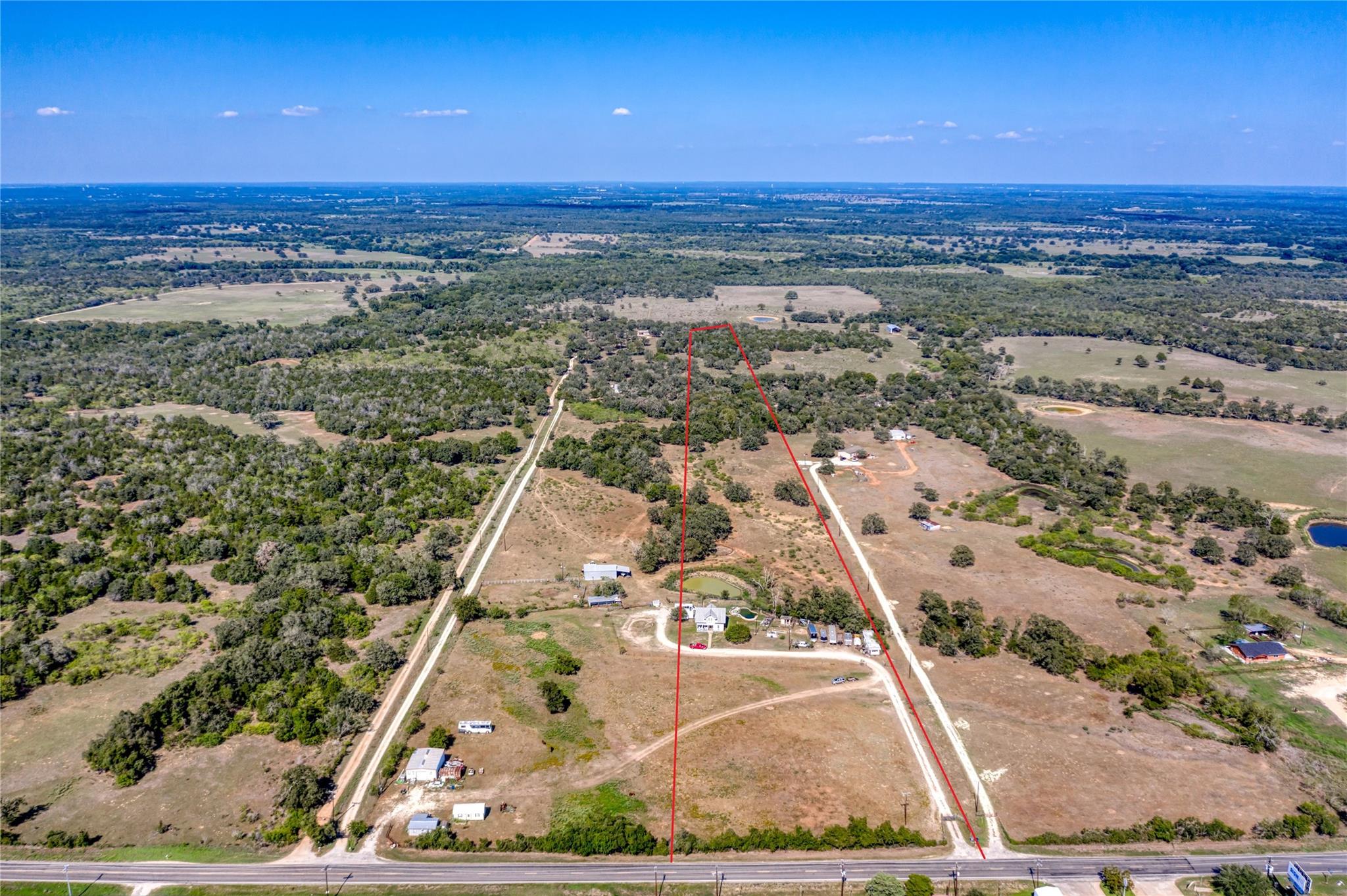 1084 Fm 812 Property Photo 7