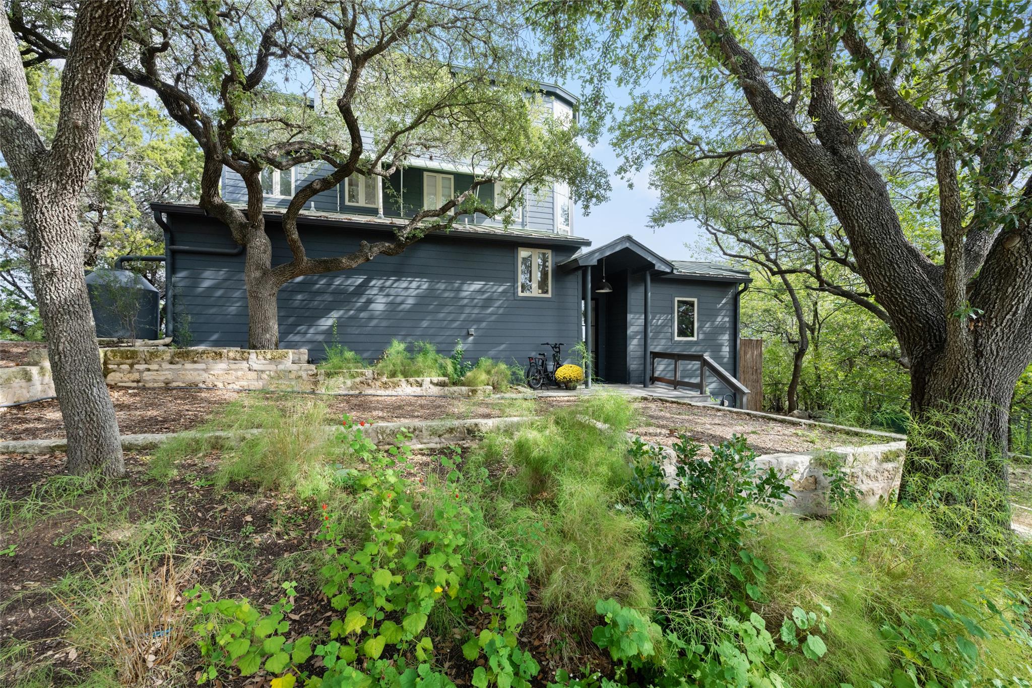 2803 Brass Buttons Trl Property Photo 5