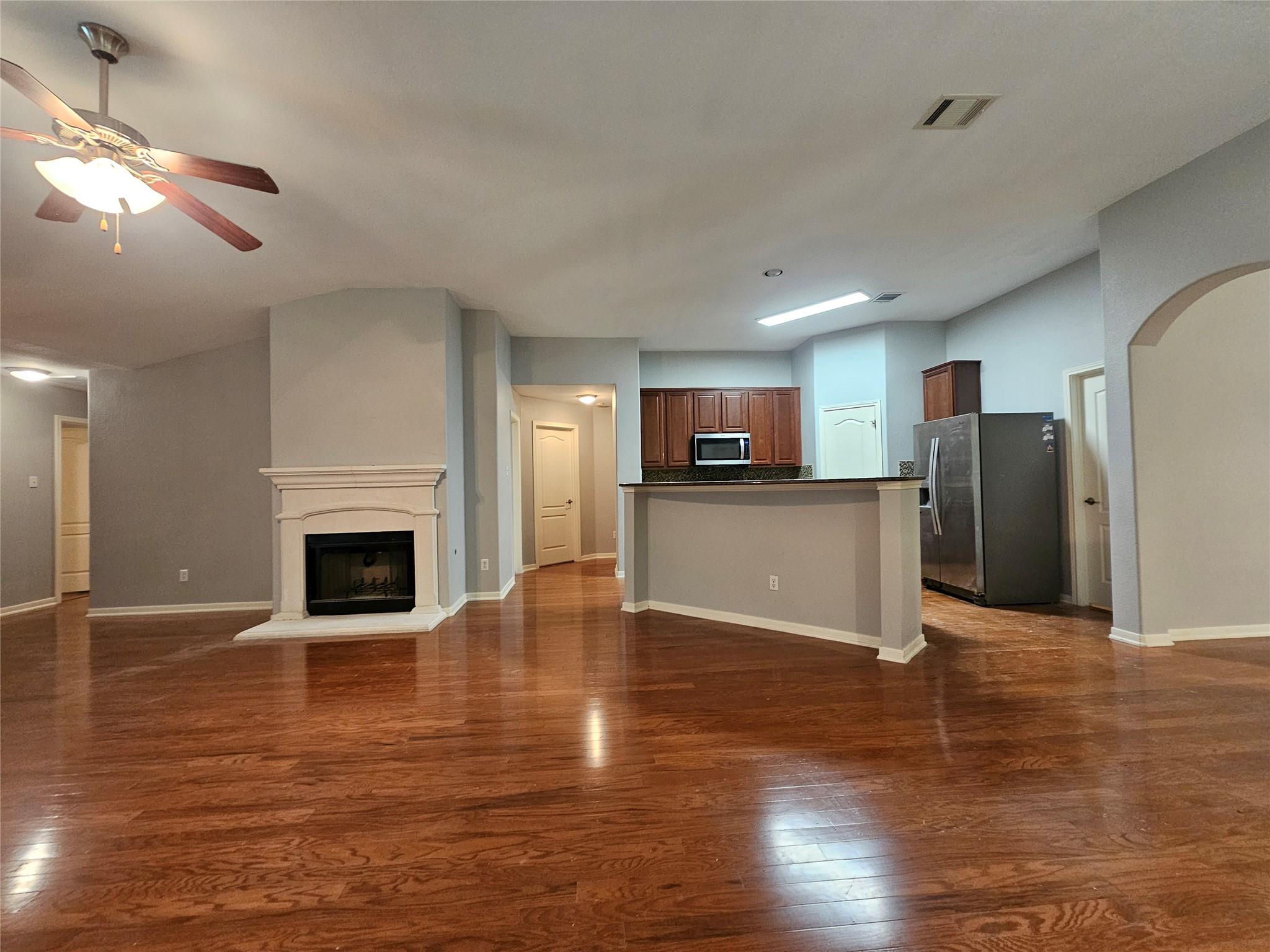 2035 Intrepid Dr Property Photo 6