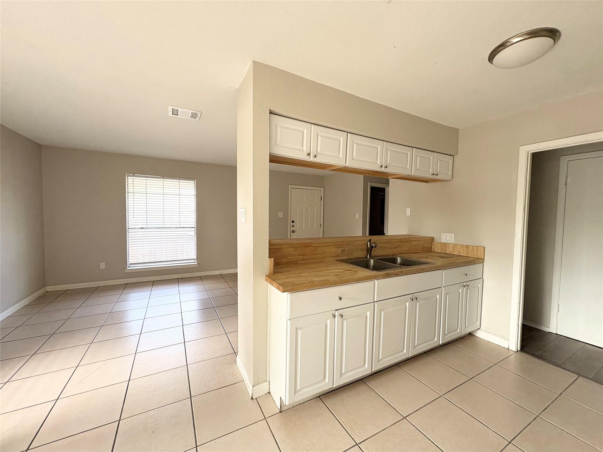 8626 Fireside Dr #4 Property Photo 6