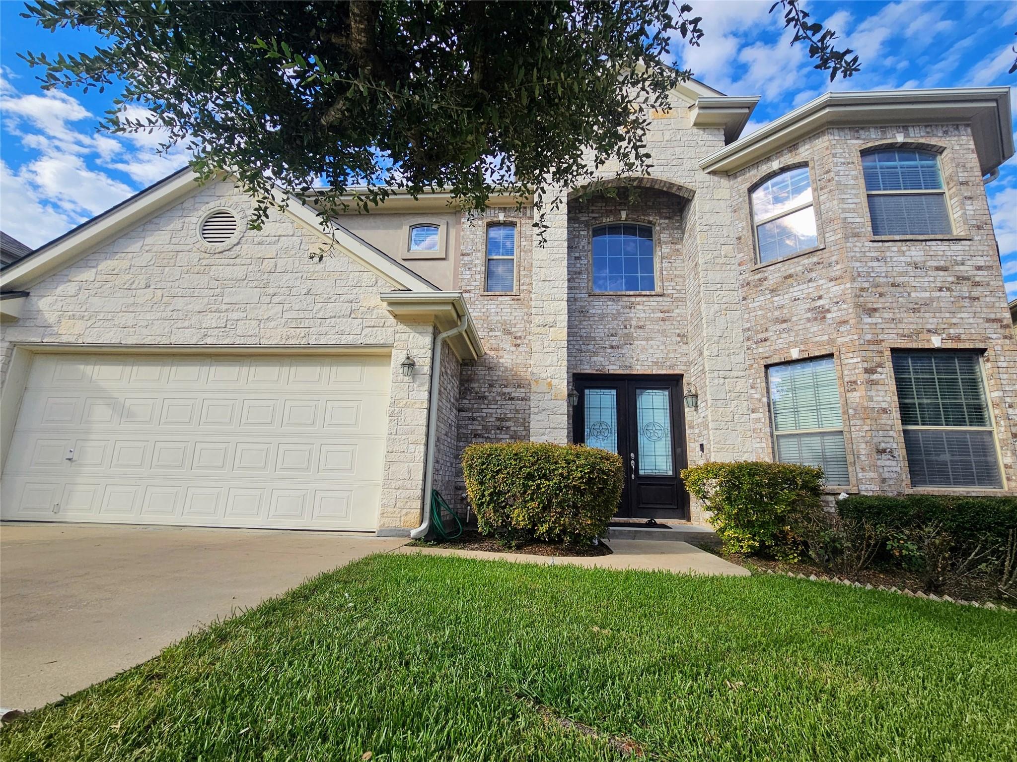 2652 Salorn Way Property Photo