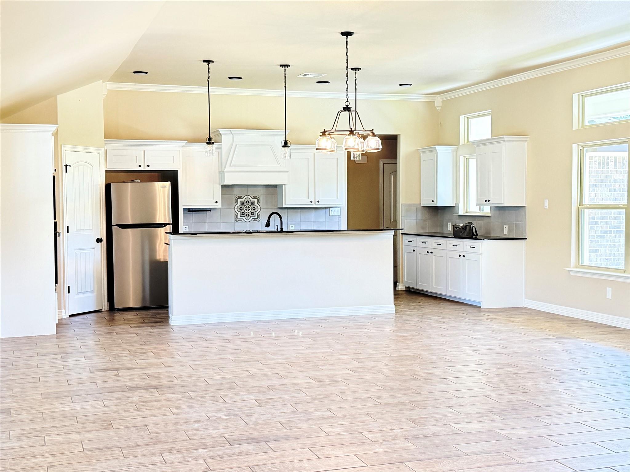 160 County Road 4745 None Property Photo 10